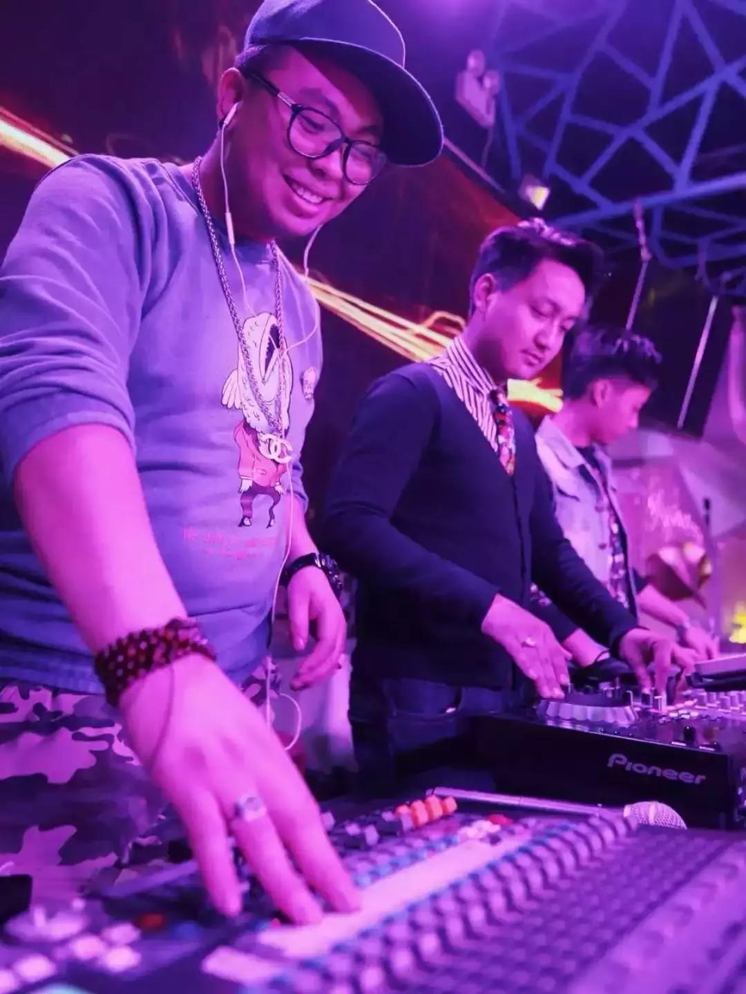 有多少人靠抖音年入百万,在抖音上真的可以年入百万吗