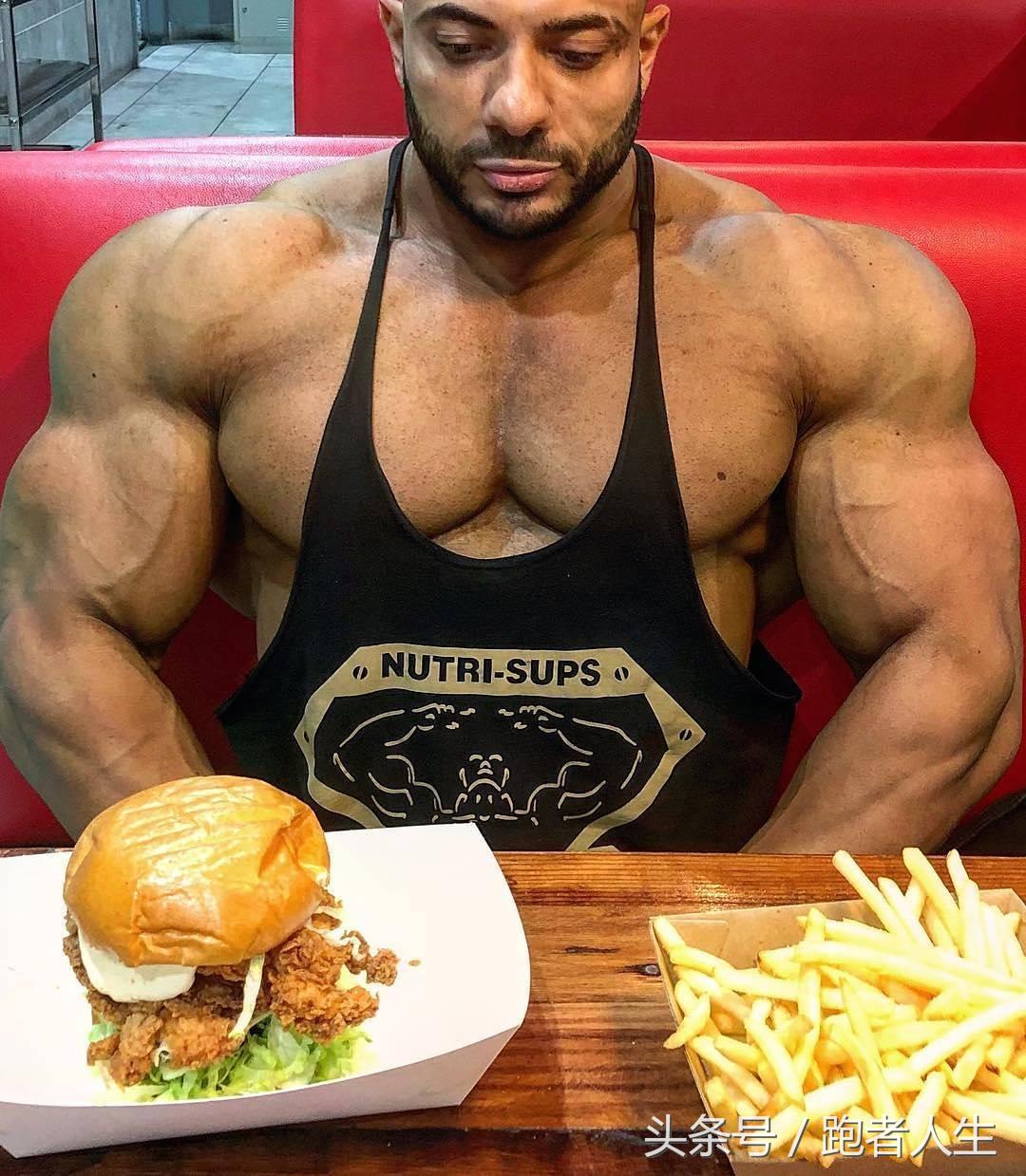 增肌应该吃乳清蛋白还是增肌粉,增肌该吃多还是吃少