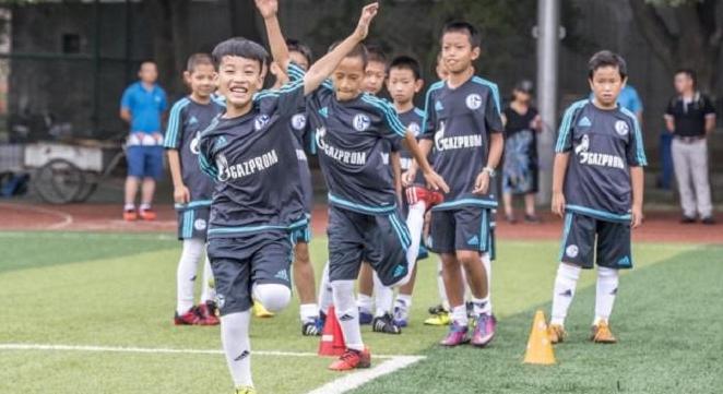 青少年运动影响身高吗,足球运动对青少年的影响