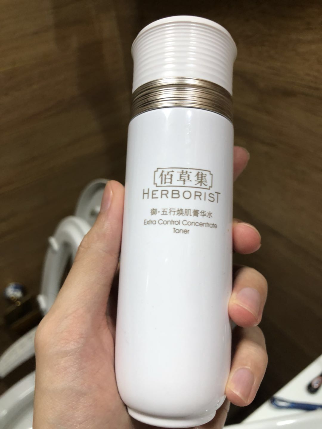 国货哪款水乳套装好用,国货水乳套装抗衰