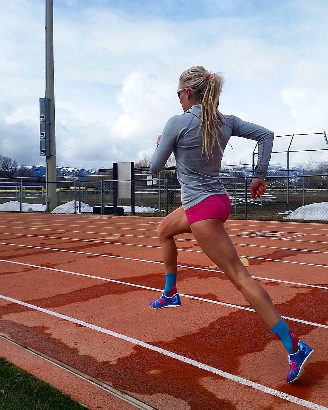 跑完步小腿肌肉酸痛什么原因,跑完半马小腿肌肉酸痛怎么办