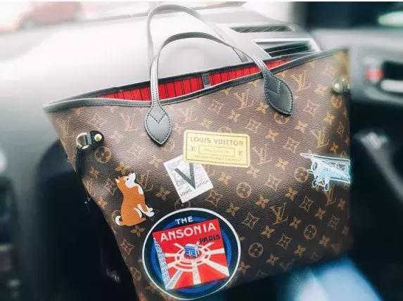 香奈儿限量款包,爱马仕香奈儿哪个高级好看