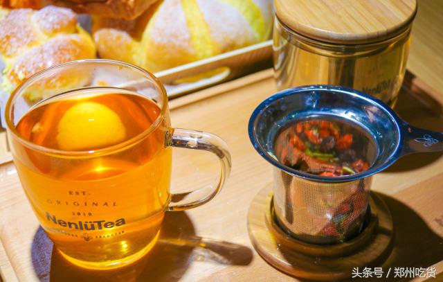 网红茶饮的鼻祖级大佬来熙地港啦，还有买一赠一！