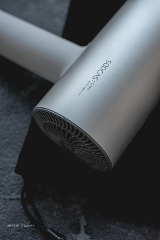 小米生态链吹风机堪称国潮黑科技,素士吹风机h5和复古吹风机哪个好