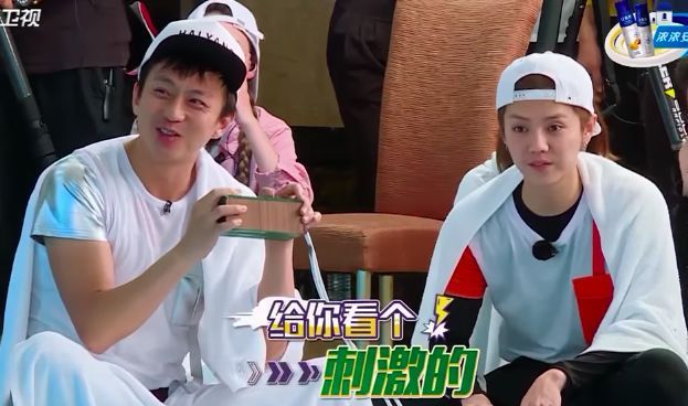 angelababy被怼女生名场面,angelababy淋水风波