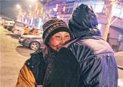 病假产假期间年假是否还有,产假休完了员工各种理由请病假