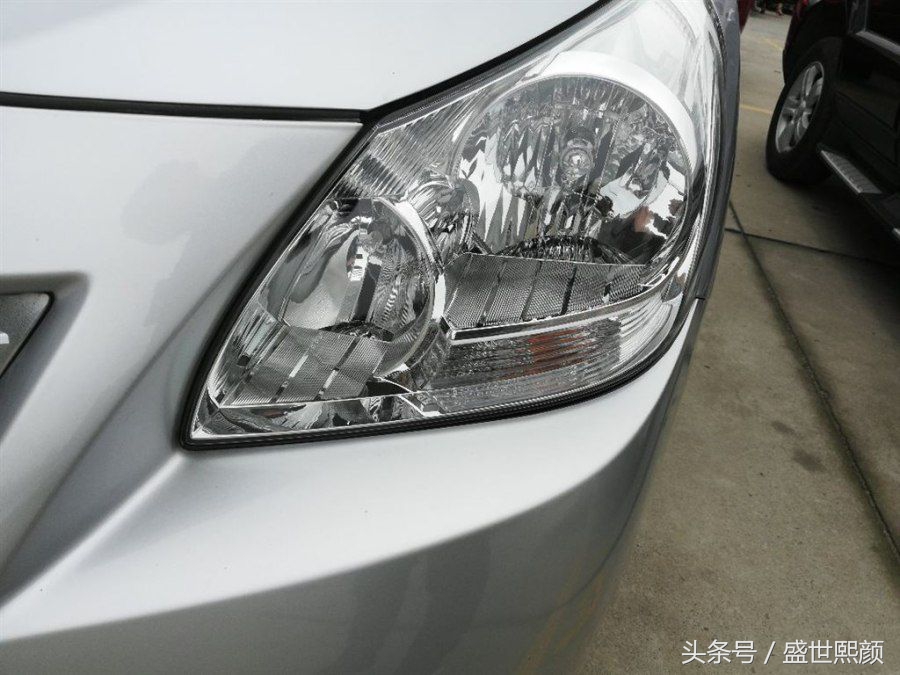 丰田最冷门的二手车,丰田逸致2011款2.0高配版