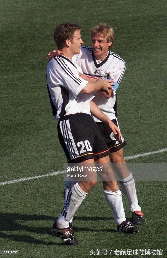 02年世界杯足球鞋回顾,世界杯最火前十的足球鞋