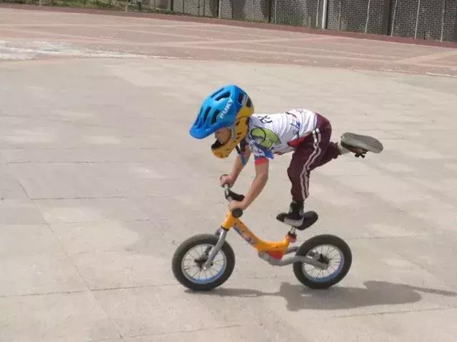 长期持续的运动对一个孩子的改变,孩子坚持运动的感悟