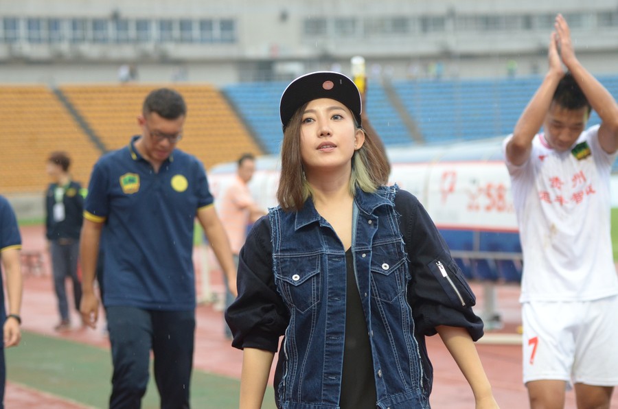 看看佩莱格里尼和华夏分手干脆利落,心疼文筱婷遇人不淑