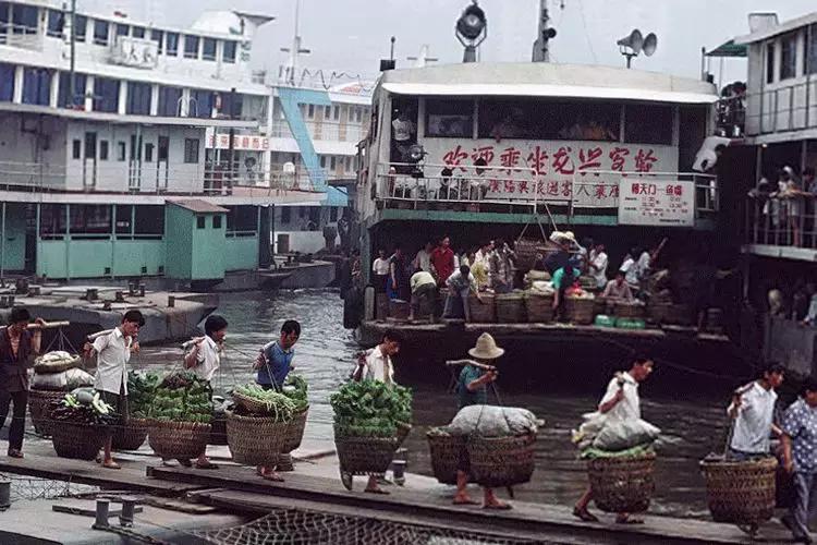 有人的地方就有江湖配图,有人的地方就有江湖原版视频