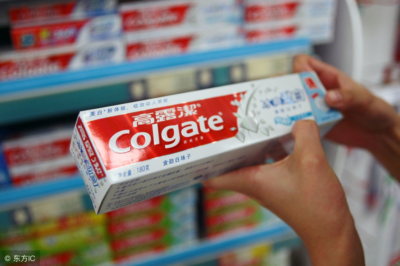 从贫寒子弟到世界五百强创始人,高露洁的善良赢得了世界的尊重