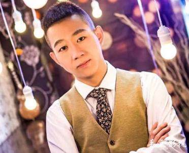 YY五大主播人气大变天:阿哲倒数、利哥仅第三,第一无人不服!