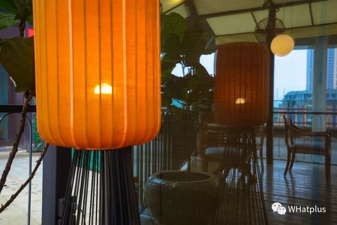 曼谷深夜美食冬阴功,曼谷好吃冬阴功海鲜