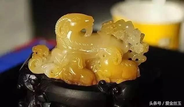 戈壁滩宝石光,世界上有一种宝石可以换一套豪宅