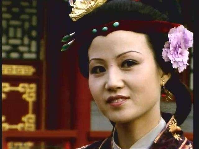 作为一个女人，正三品诰命夫人尤氏活得还不如赵姨娘？