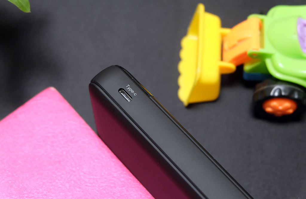 自从有了它，我的智能生活从此无忧-爱国者移动电源E20000+体验