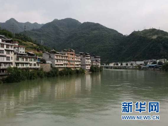 “诚信茶大叔”的互联网助贫梦