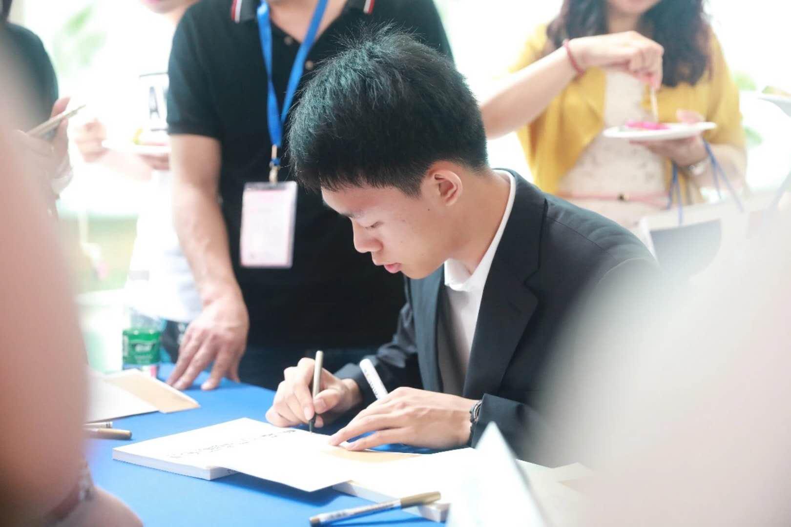 博实乐公布2018国际考成绩,90%学生考上世界前50名校