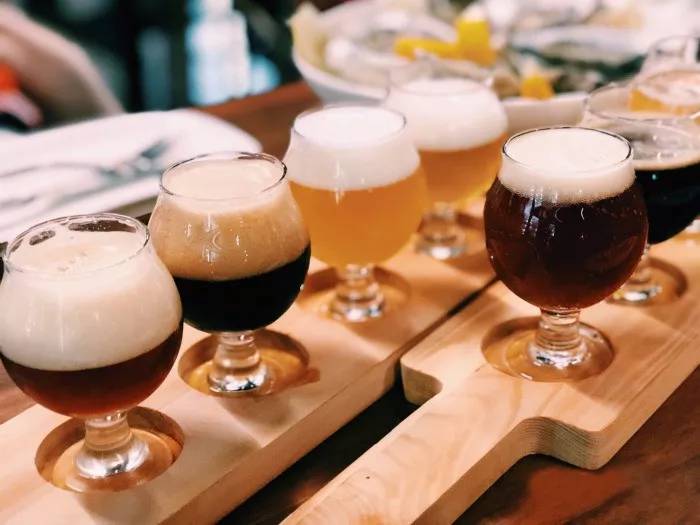 世界杯看球攻略图,又能看世界杯又能喝酒的地方