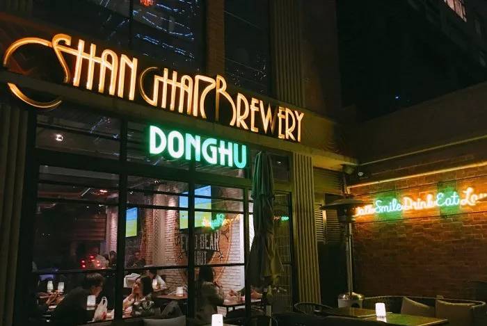 世界杯看球攻略图,又能看世界杯又能喝酒的地方