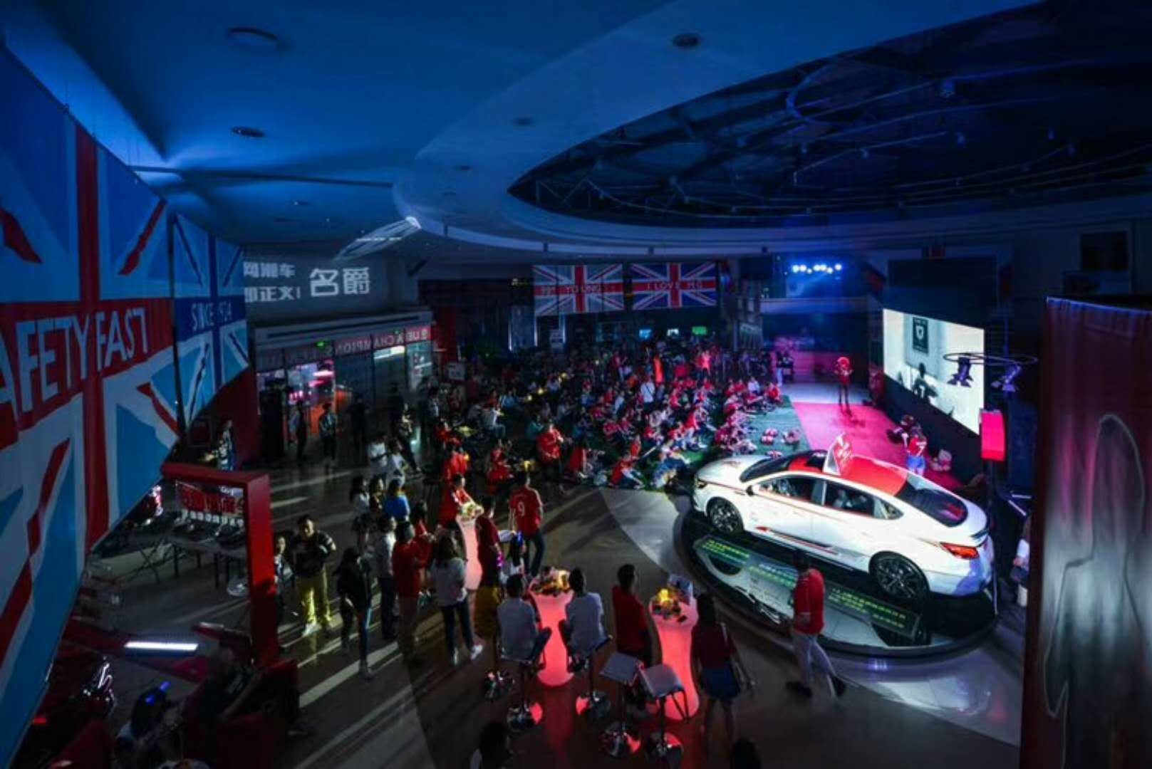 mg名爵百年品牌运动赛车基因,mg名爵直播