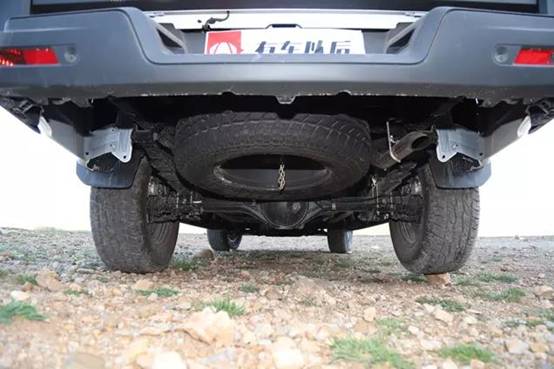 江铃域虎72023柴油自动四驱试驾,江铃域虎2.4t四驱柴油版