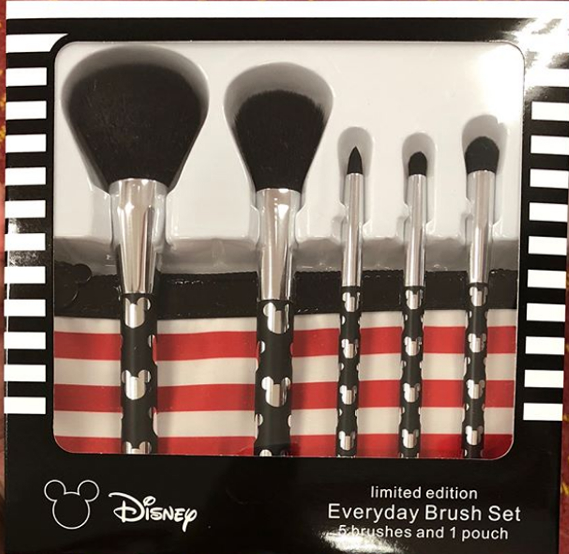 欧莱雅小白管口红和腮红米老鼠,欧莱雅联名系列