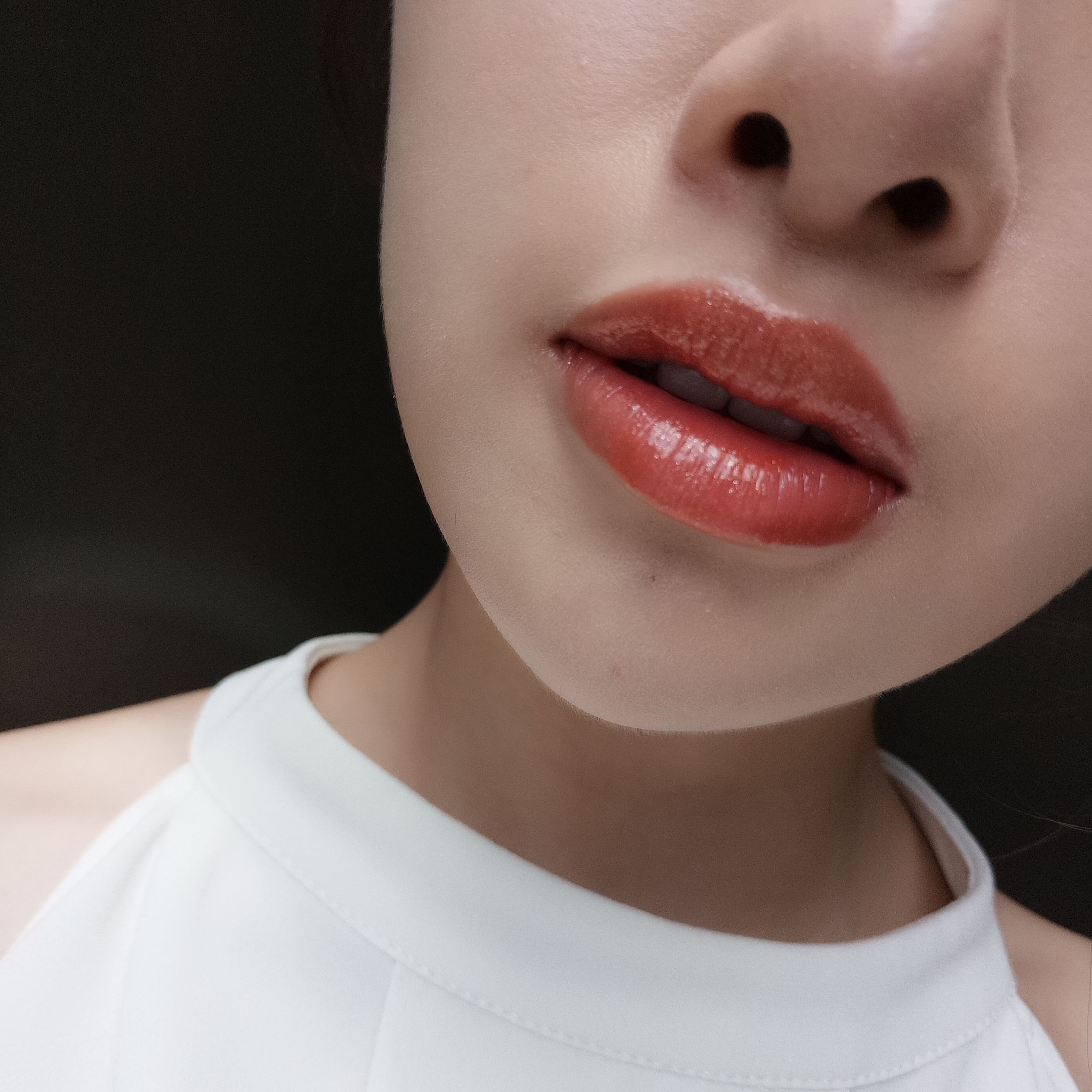 GiorgioArmani眼萃、水唇膏推出新色韩妞都疯抢