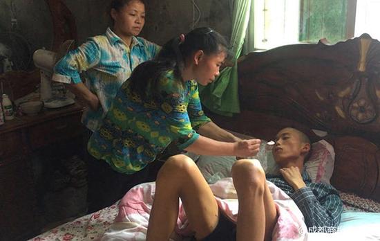 小伙子喝下百草枯家人放弃治疗,29岁小伙喝百草枯亲人放弃治疗