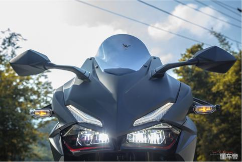 本田cbr250rr四缸水冷跑车,本田cbr250rr是街跑吗