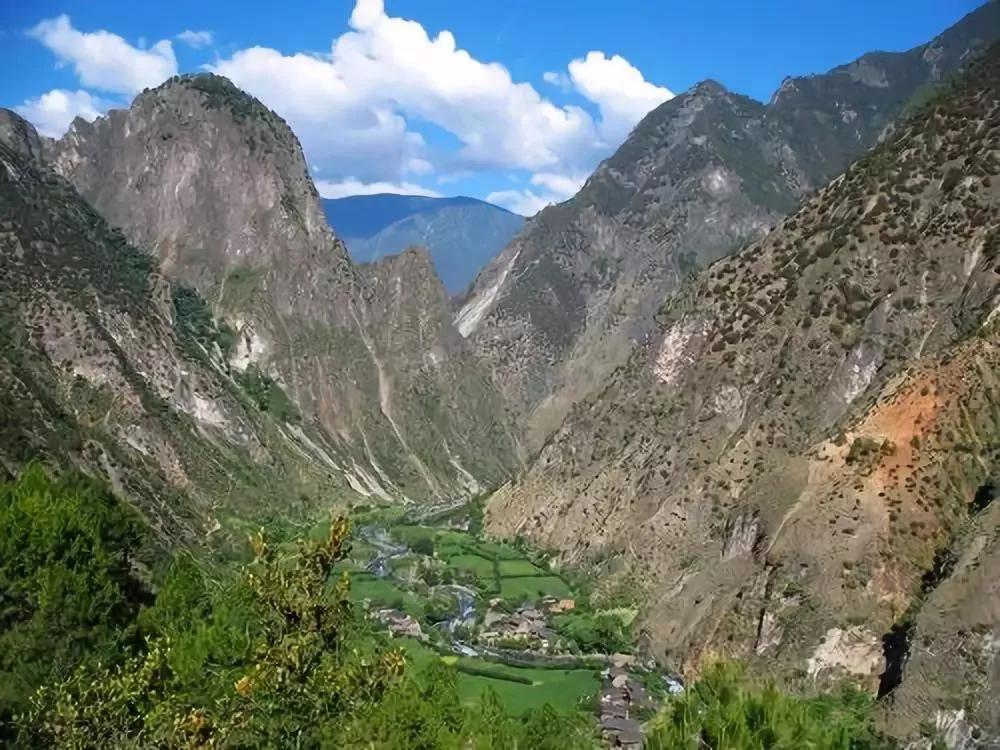 甘孜州有个很美的地方,四川甘孜之美