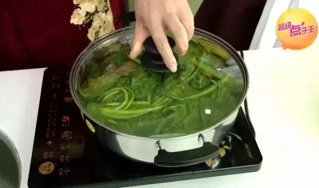 白衣发黄一招解决,白衣变黄用什么方法洗白