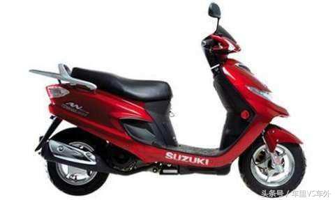 豪爵摩托车用的是铃木发动机吗,豪爵和豪爵铃木发动机是一样的吗