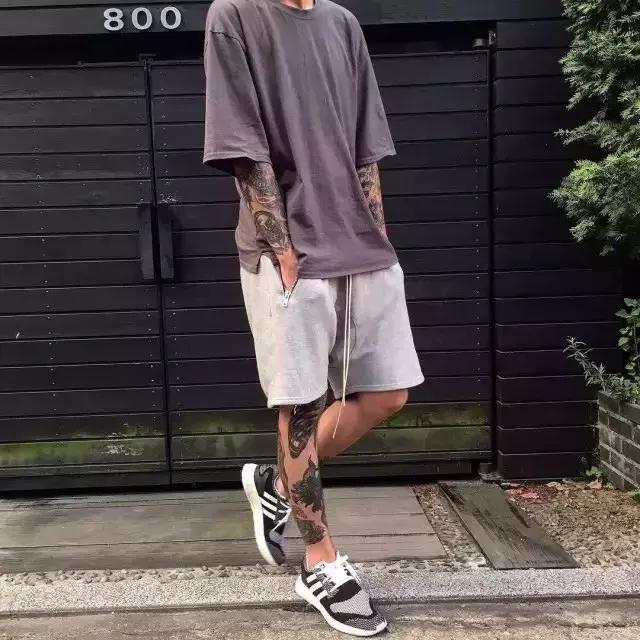 帮男友从屌丝变型男，只是因为选对了一条短裤？！