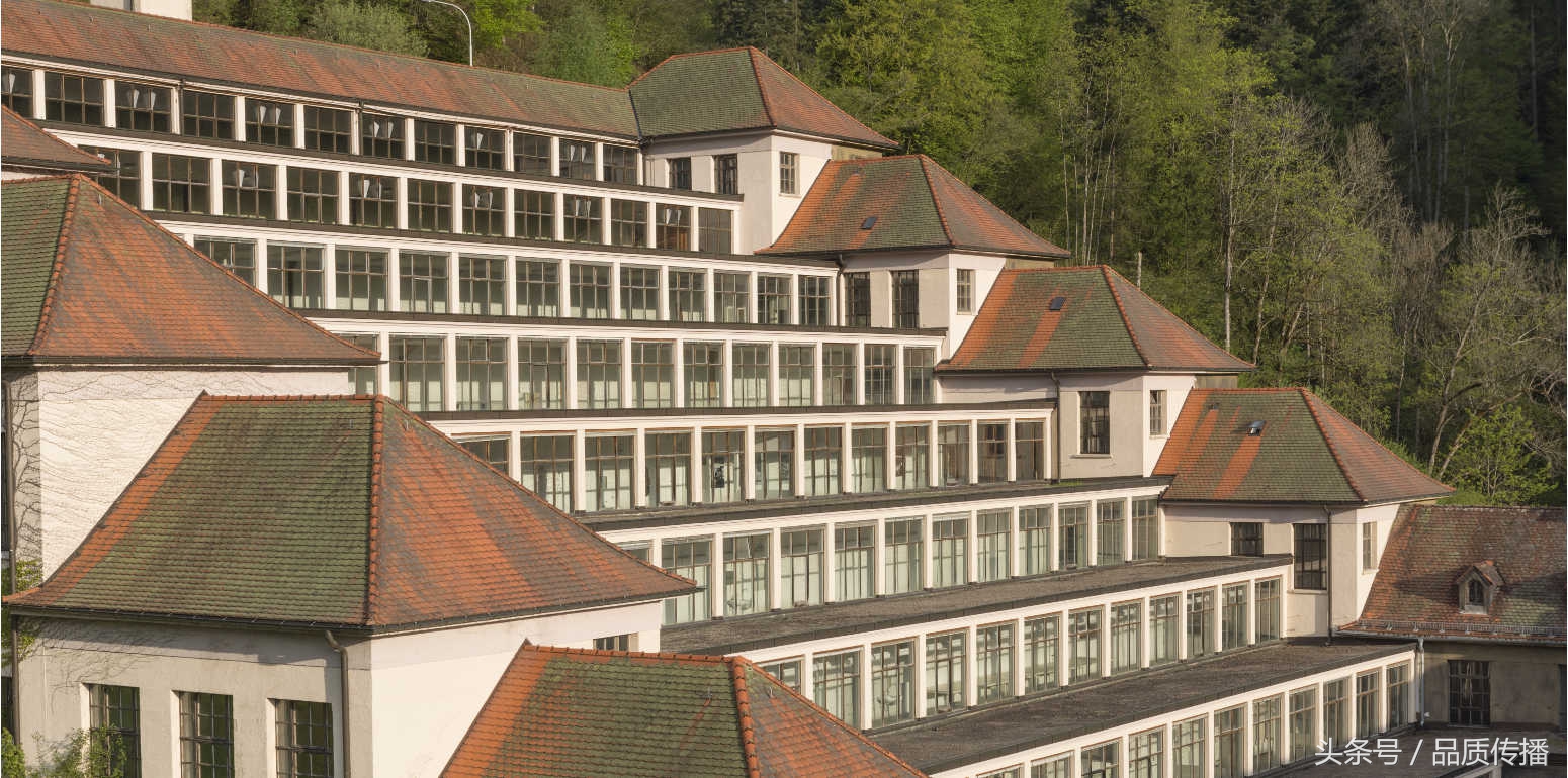 包豪斯和荣汉斯,包豪斯设计风格腕表