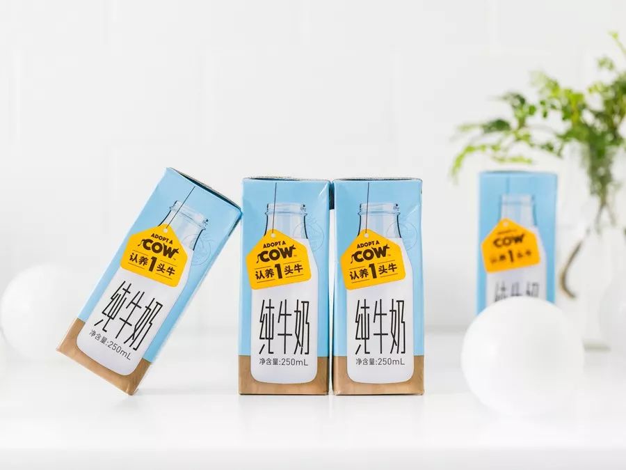 为了让孩子喝上放心的牛奶,他斥资4.6亿自建牧场!