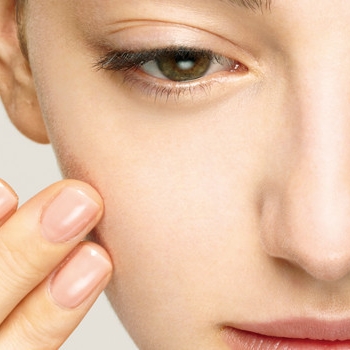 懒人护肤法轻松拥有迷人美肌,懒人简单淡妆