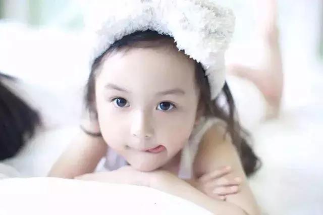 拍小孩首选镜头,拍儿童摄影姿势