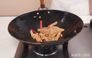 茄子吃多了怎么缓解,茄子不油腻的家常做法简单好吃