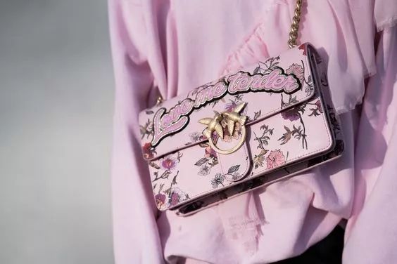 大号酒神和中号酒神包gucci,GUCCI酒神包入手哪款