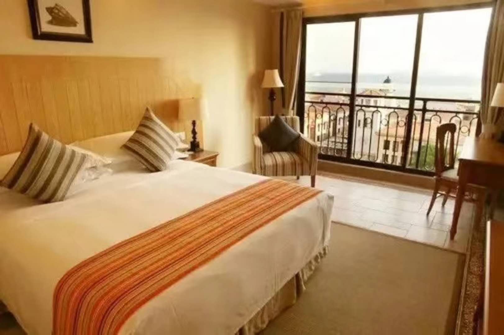 惠州双月湾有那些好的酒店呢？来看看这篇双月湾的酒店攻略吧！