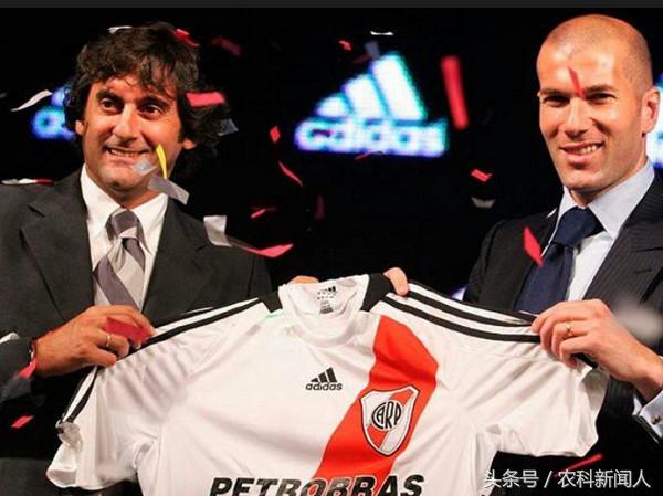 齐达内的又一次转身留给世界的感叹号