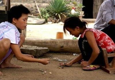 六一回忆一下小时候的游戏,回忆童年时农村孩子玩过的游戏