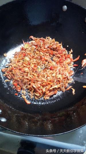 韭菜炒河虾教学视频,韭菜炒河虾干是什么菜系