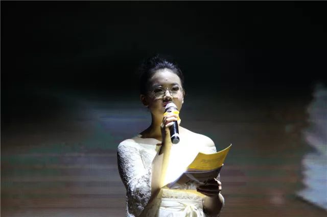 信·万中｜邂逅一纸情怀