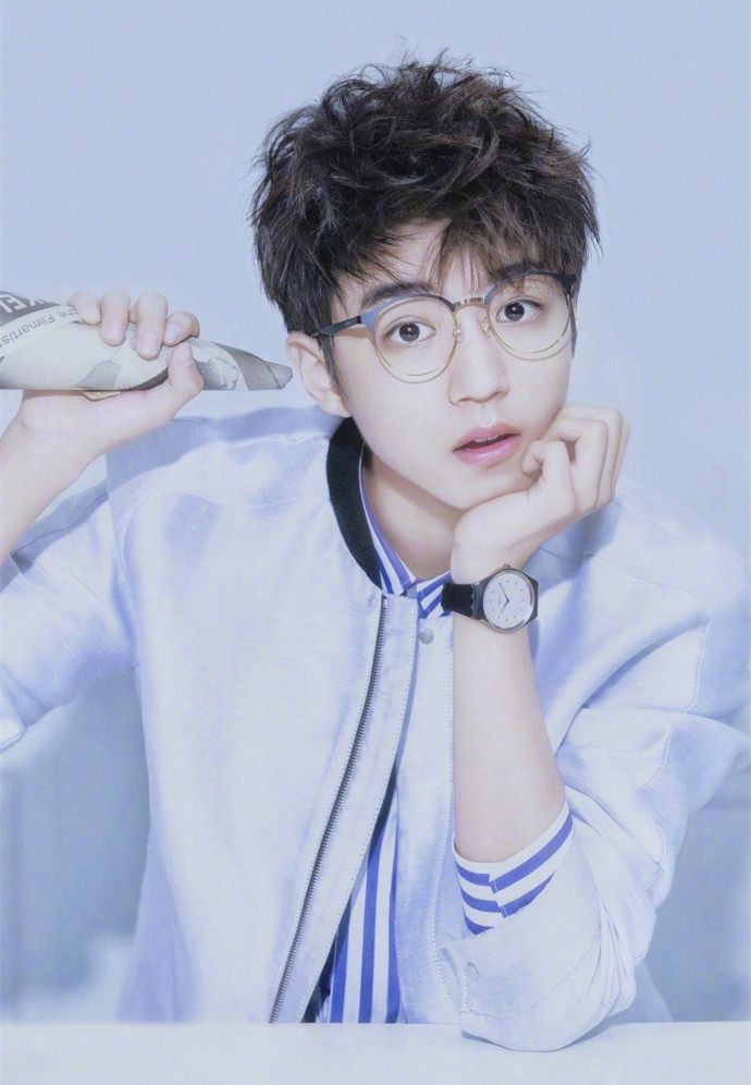 王俊凯奔跑吧青春,王俊凯奔跑照片