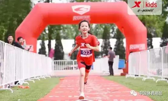 4-6岁儿童鞋服,儿童新款鞋服