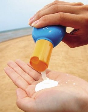 防晒在家里需要天天涂吗,你晒黑了以后擦防晒霜还能白吗