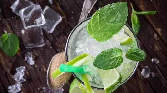 开车犯困用什么东西最有效果,开车犯困常备这几样